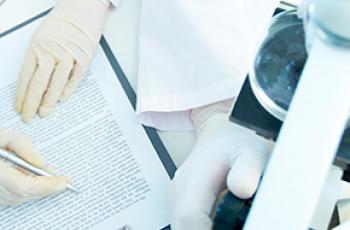 Protocolo de desinfección con láser ER;CR:YSGG y peróxido de hidrógeno...