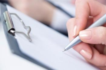 Efecto microbiológico de un colutorio en mantenimiento periodontal....