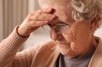 Periodontitis y deterioro cognitivo en adultos mayores: papel de la...