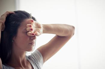 Riesgo de migraña en pacientes con periodontitis crónica