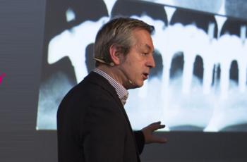 Terapia de mantenimiento en los pacientes con periimplantitis por el Dr....