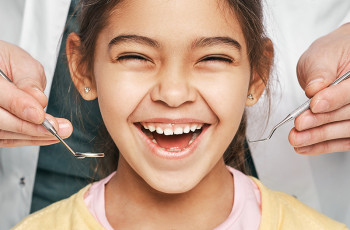 ¿Instrumentación de boca completa o por cuadrantes en periodontitis...