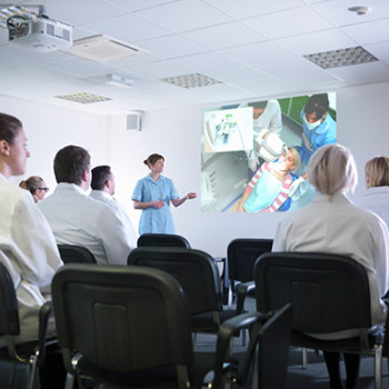 Un informe económico muestra que la...