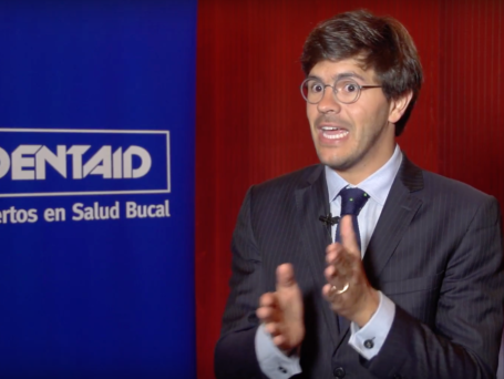VIDEO: Dr. Cambra sobre el futuro del tratamiento de la Enfermedad Periodontal