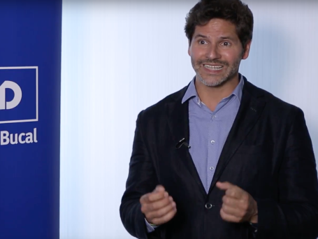 VIDEO: Dr. Xavier Calvo sobre la acción reparadora/cicatrizante del nuevo Perio·Aid Gel bioadhesivo
