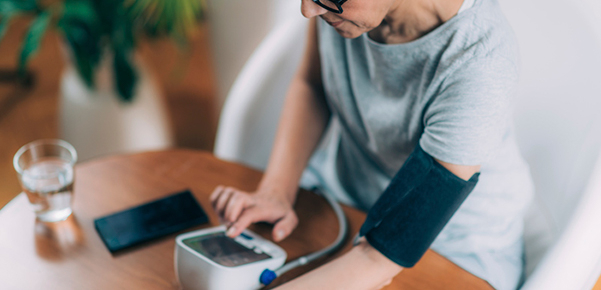 Poor Oral Health and Blood Pressure Control Among US Hypertensive Adults 